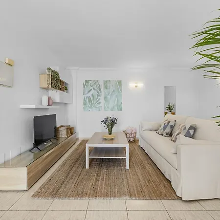 Piso Don Eduardo 3 דירה